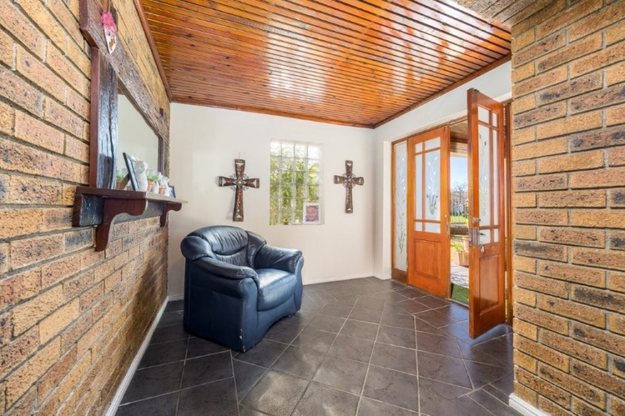3 Bedroom Property for Sale in Soneike Western Cape